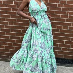Brazilian Brand. Floral green summer long dress. Size: Small